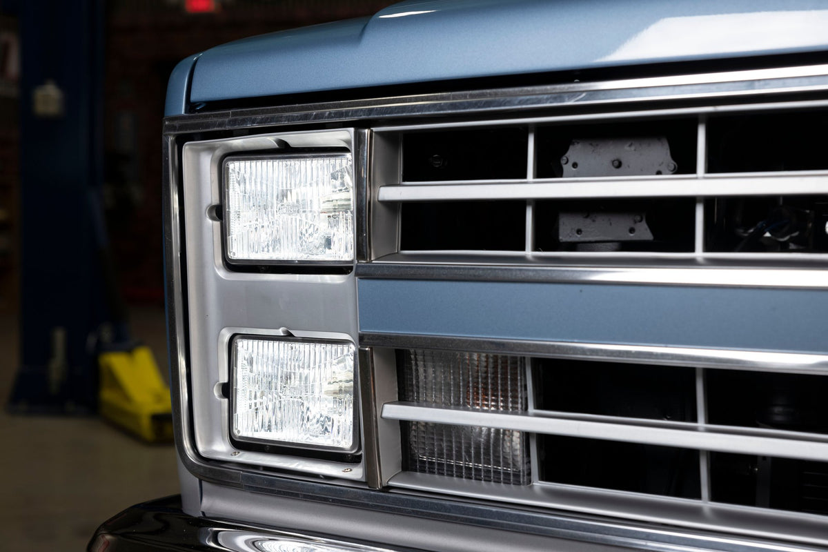 Holley RetroBright LED Forward Facing Light - Modern White(5700K) HIGH-BEAM ONLY - LFRB141